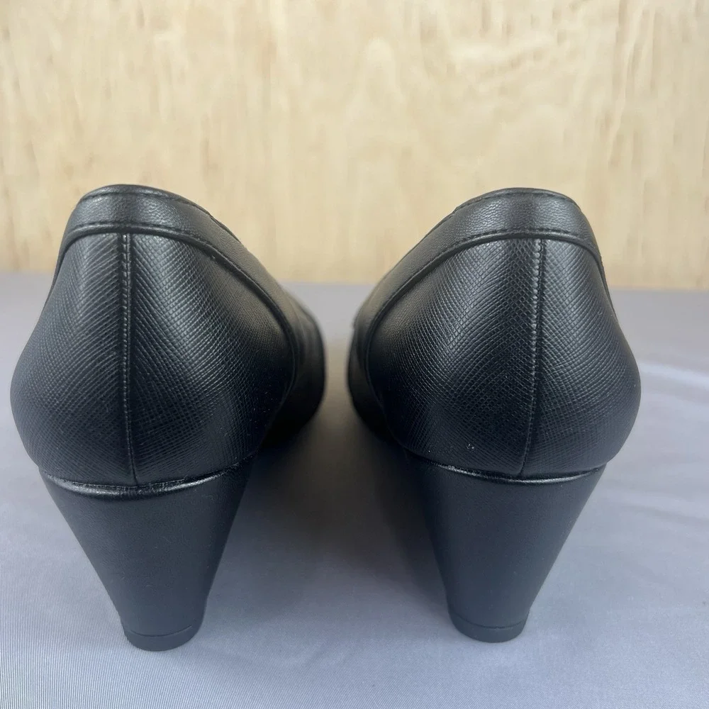 LifeStride System Women's Groovy Wedge Pumps Size 11W Black Comfort Shoes Used